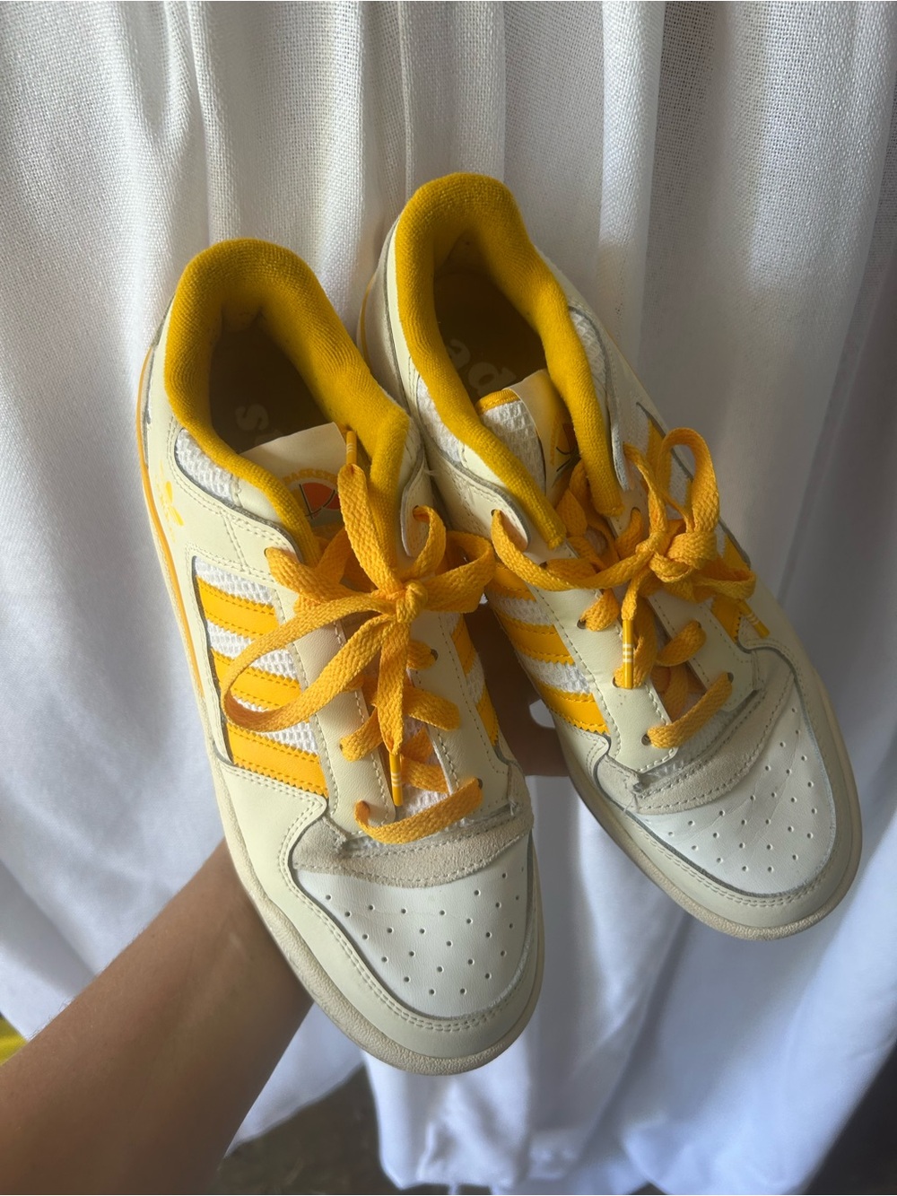 Women’s adidas forum low